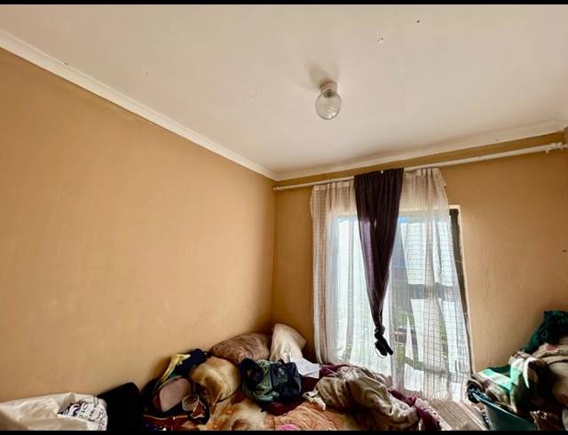 6 BEDROOM HOUSE FOR SALE IN VANDERBIJLPARK CW 6